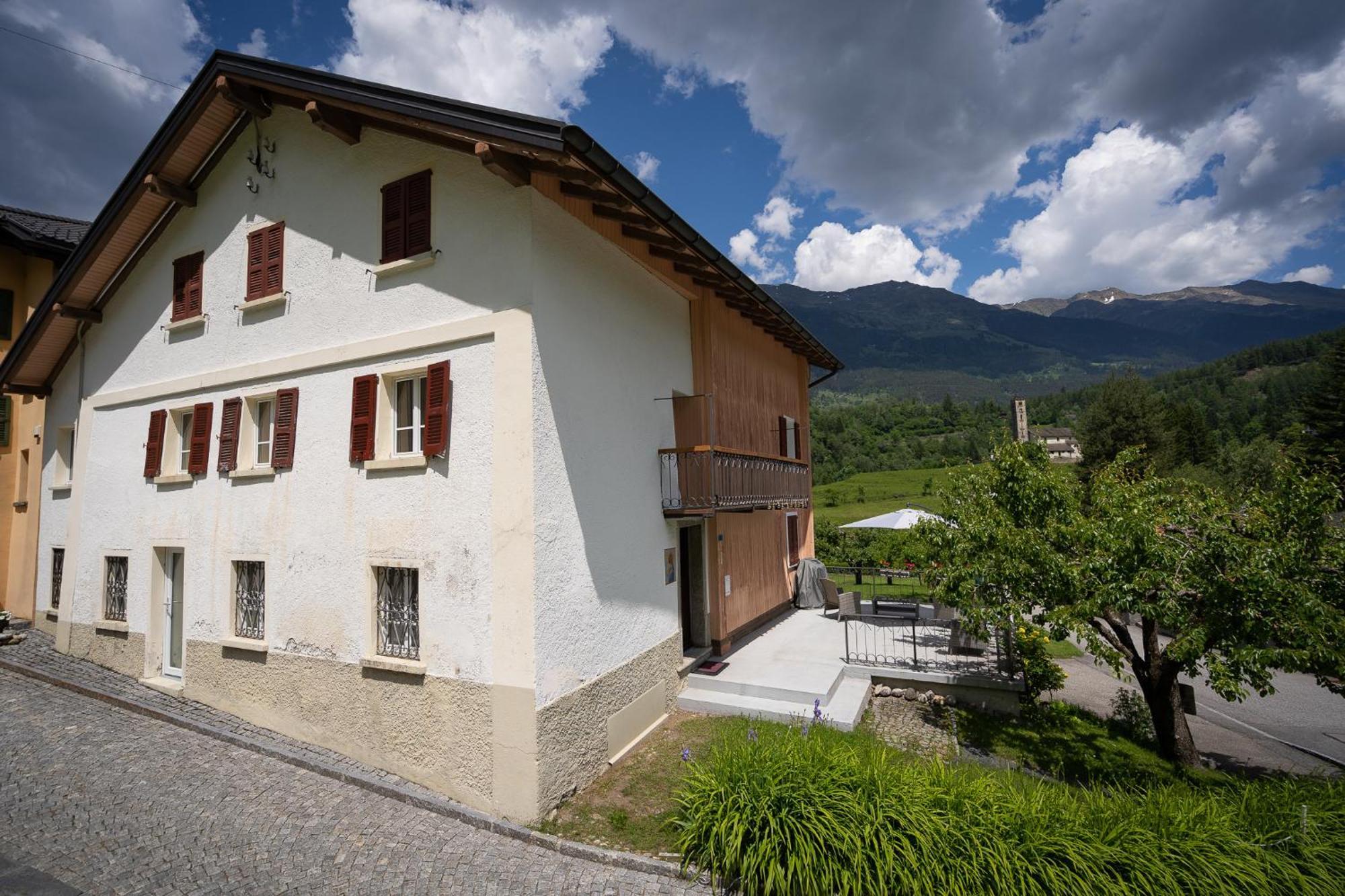 Casa Dorino - Luogo Idilliaco, Ideale Per Famiglie, Terrazza Ed Ampio Giardino, Vista Montagne, Sauna Privata Rodi Ngoại thất bức ảnh